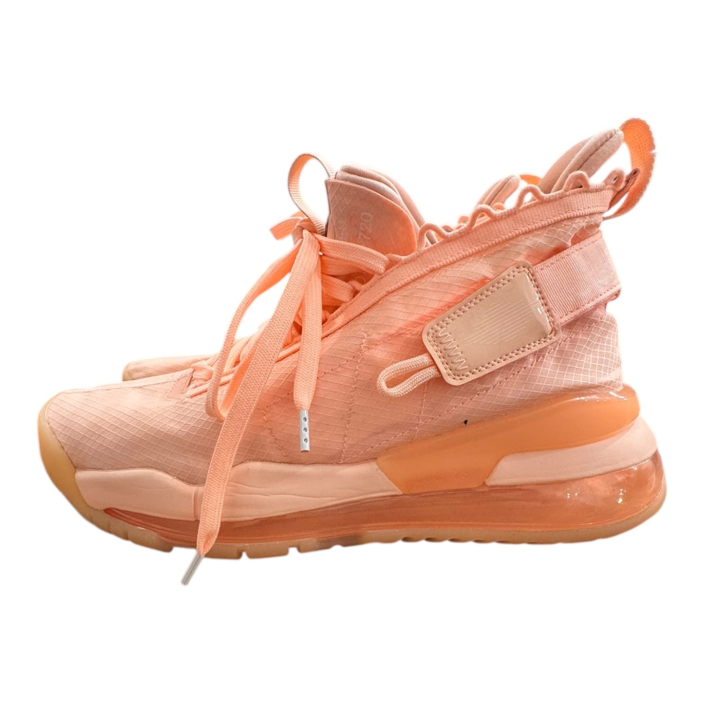 Shoes Athletic By Nike In Coral, Size:10