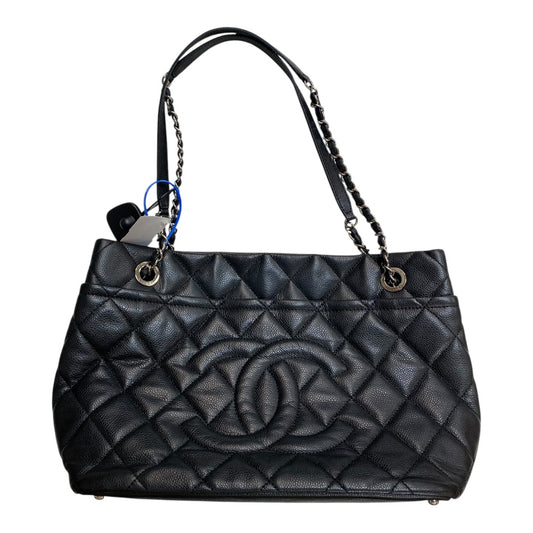 Handbag Luxury Designer By Chanel In Black, Size:Medium