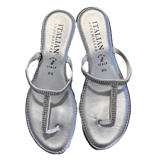 Sandals Flats By Italian Shoemakers In Silver, Size:9.5