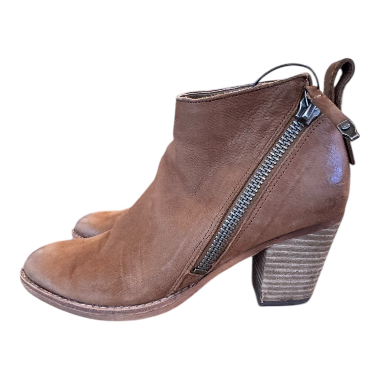 Boots Ankle Heels By Dolce Vita In Brown, Size:8