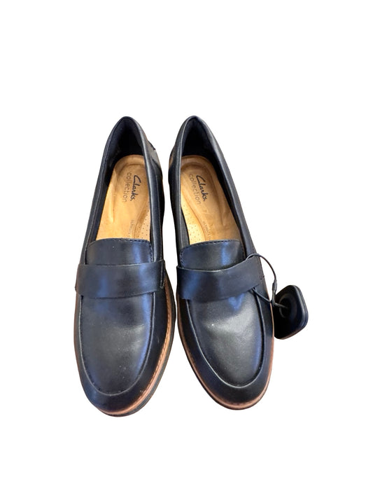 Shoes Flats By Clarks In Black, Size:7