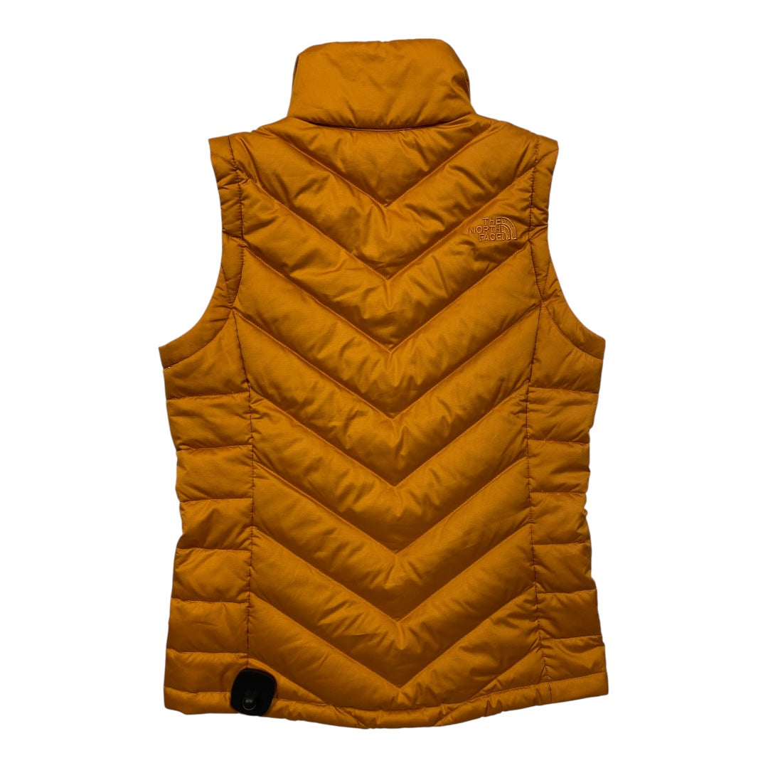 Vest Puffer & Quilted By The North Face In Gold, Size:Xs
