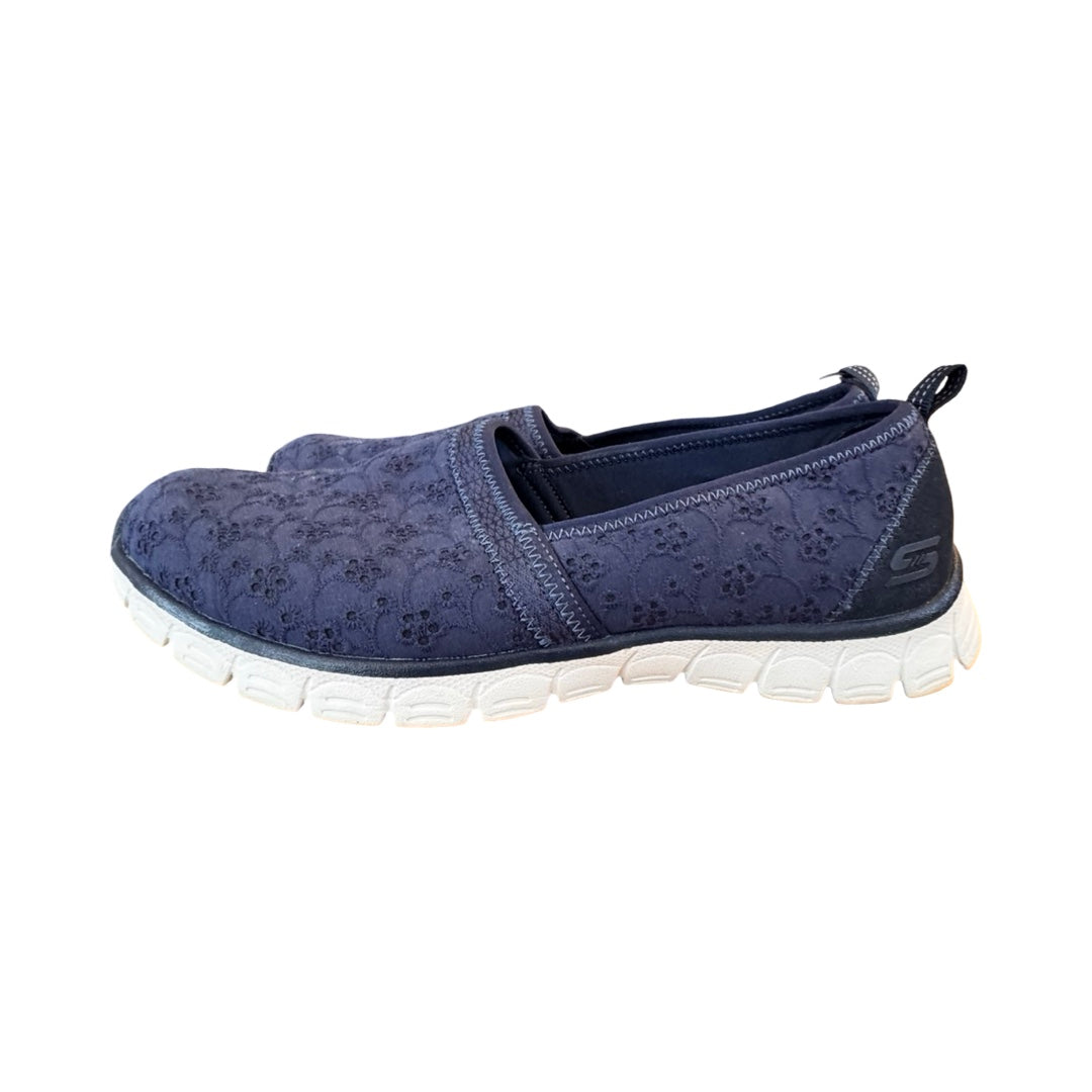 Shoes Flats By Skechers In Blue, Size:10
