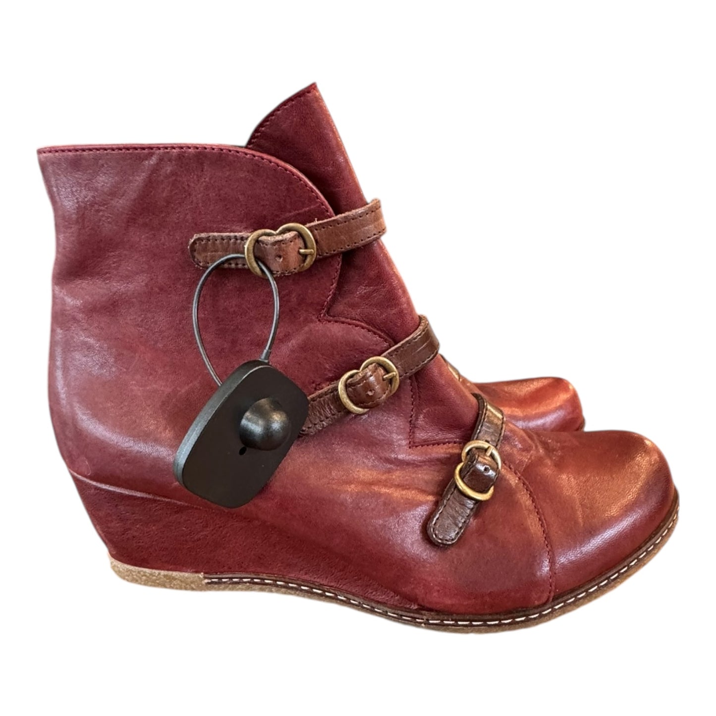 Boots Ankle Heels By eric michael In Red, Size:9.5