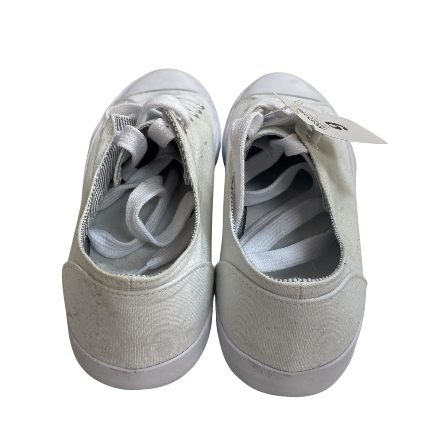 Shoes Athletic By Mossimo In White, Size:9