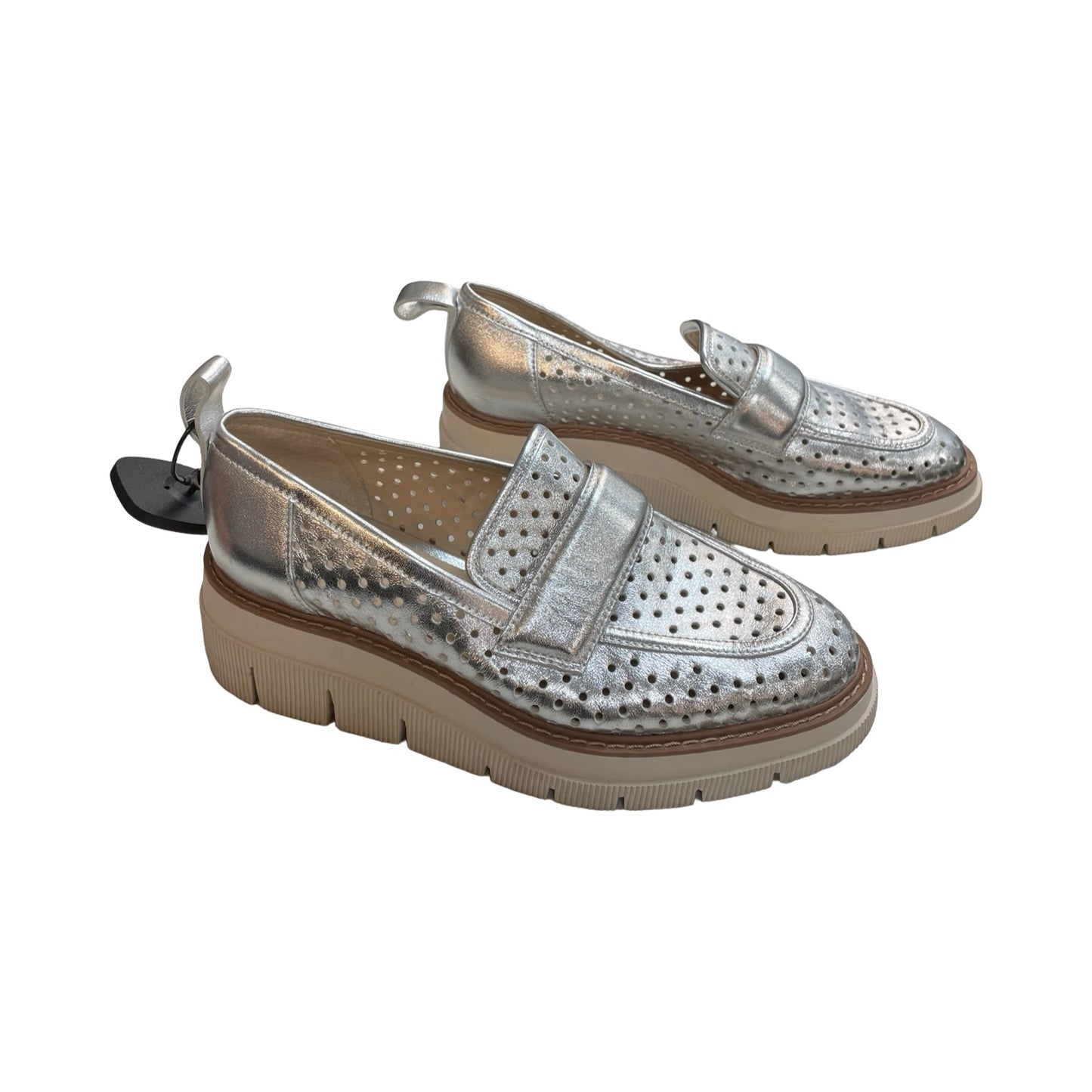 Shoes Flats By Liverpool In Silver, Size:6.5
