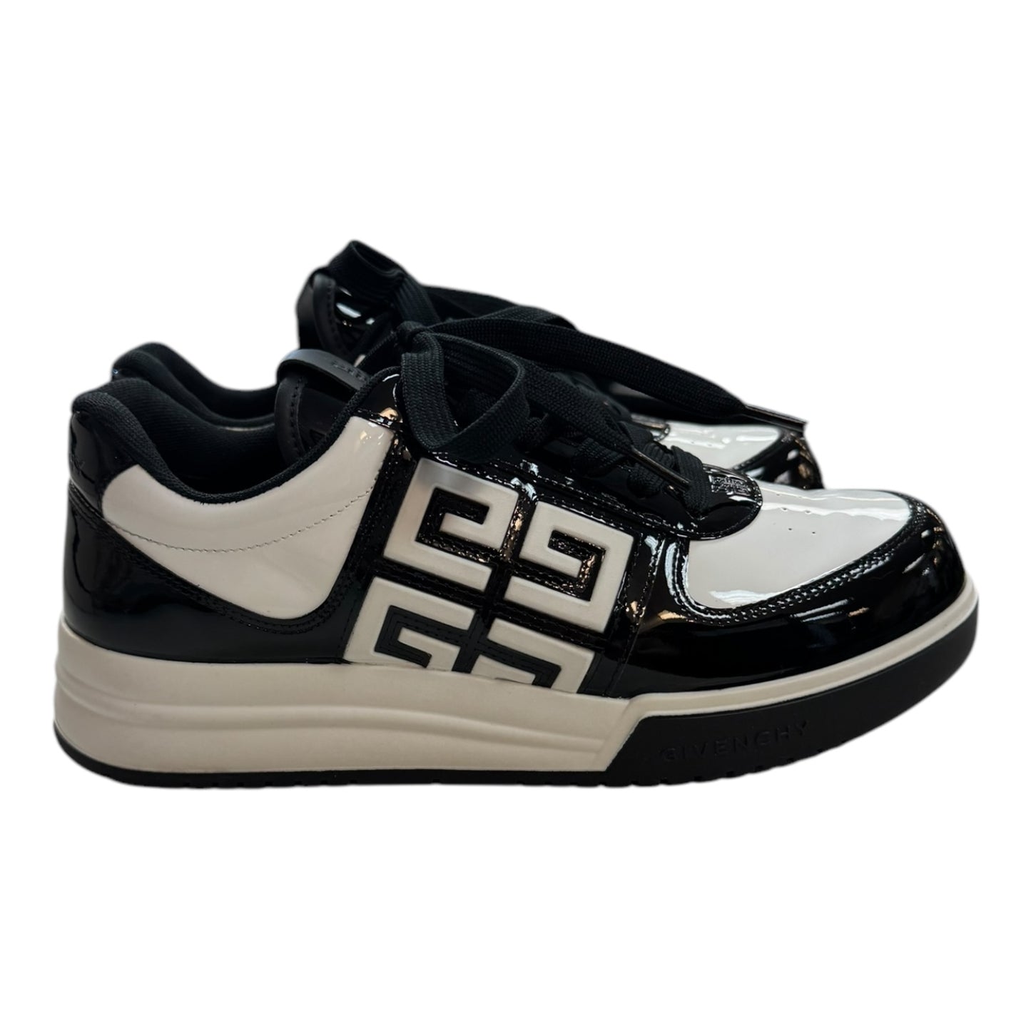 Shoes Luxury Designer By Givenchy In Black & White, Size:8.5