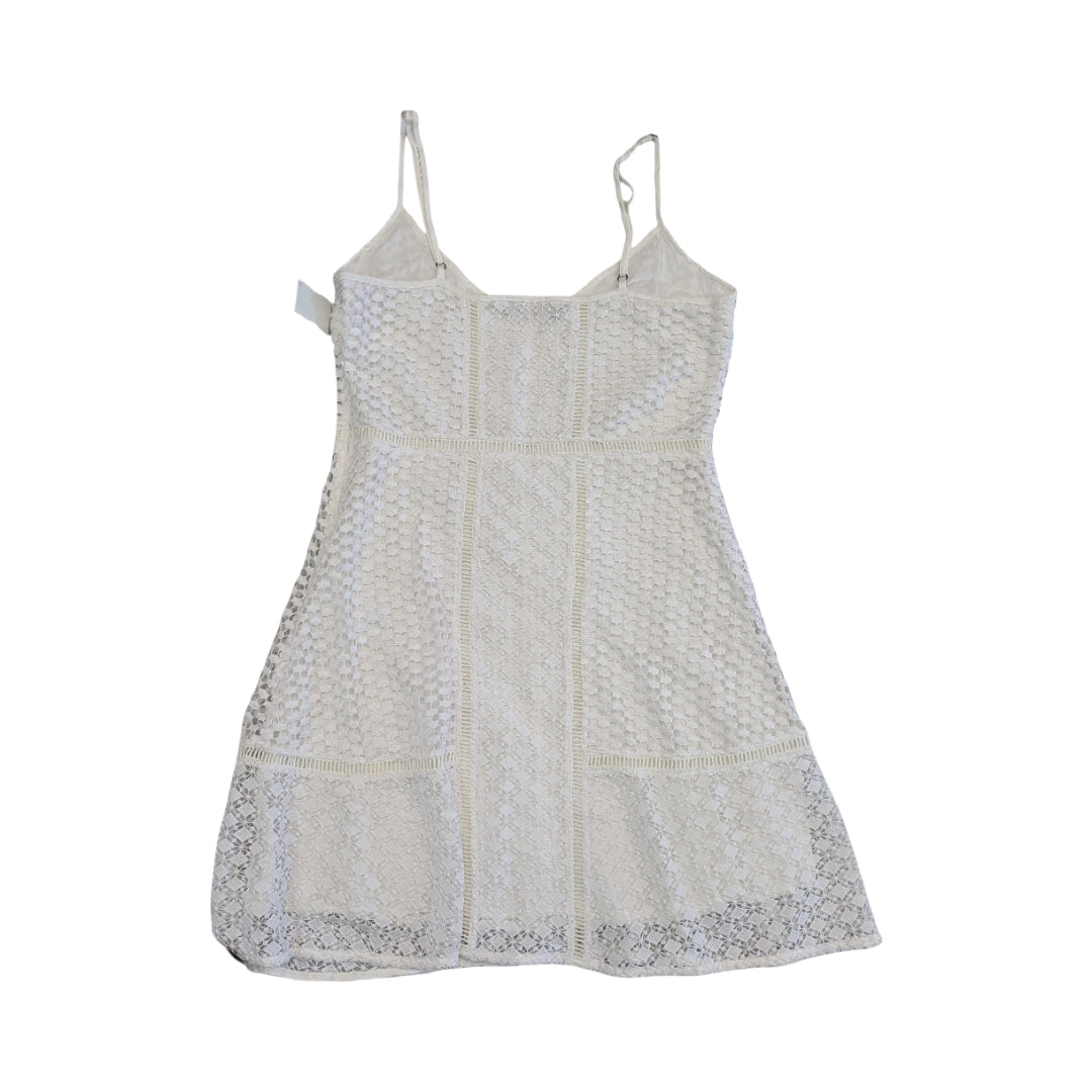 Dress Casual Short By Abercrombie And Fitch In White, Size:M